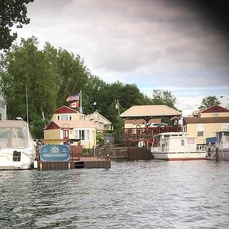 Hills Motor Court & Marina Motel Alexandria Bay Exterior foto