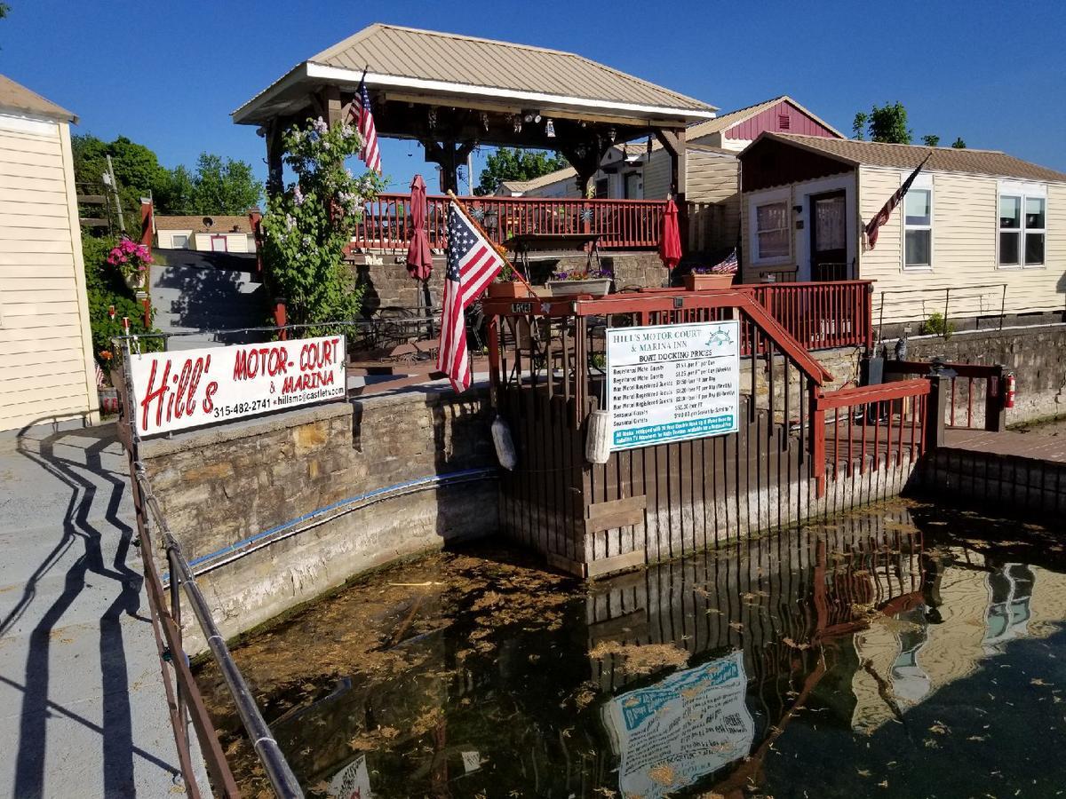 Hills Motor Court & Marina Motel Alexandria Bay Exterior foto